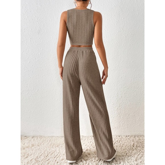 2 piece set: Crop top Tank & Wide Leg Pants - Picture 5 of 11